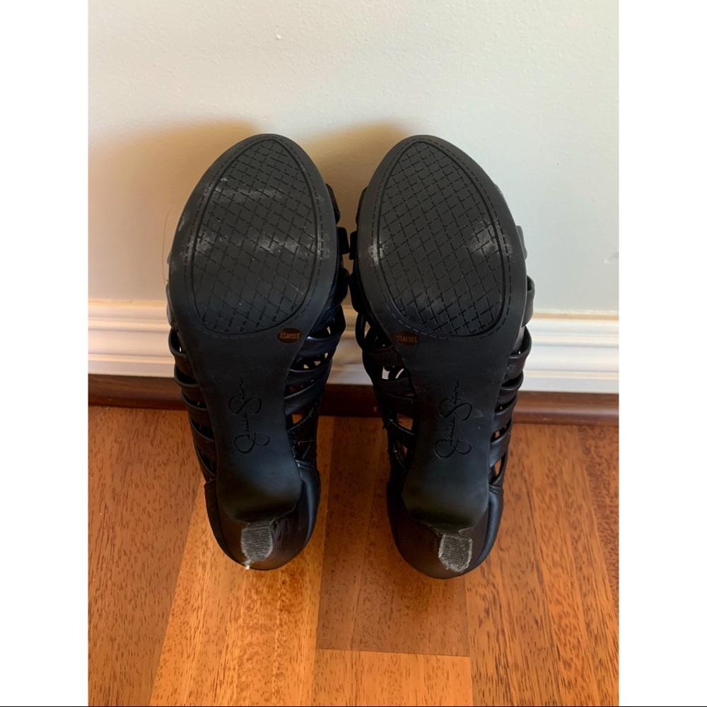 Jessica Simpson Heels - Picture 4 of 5